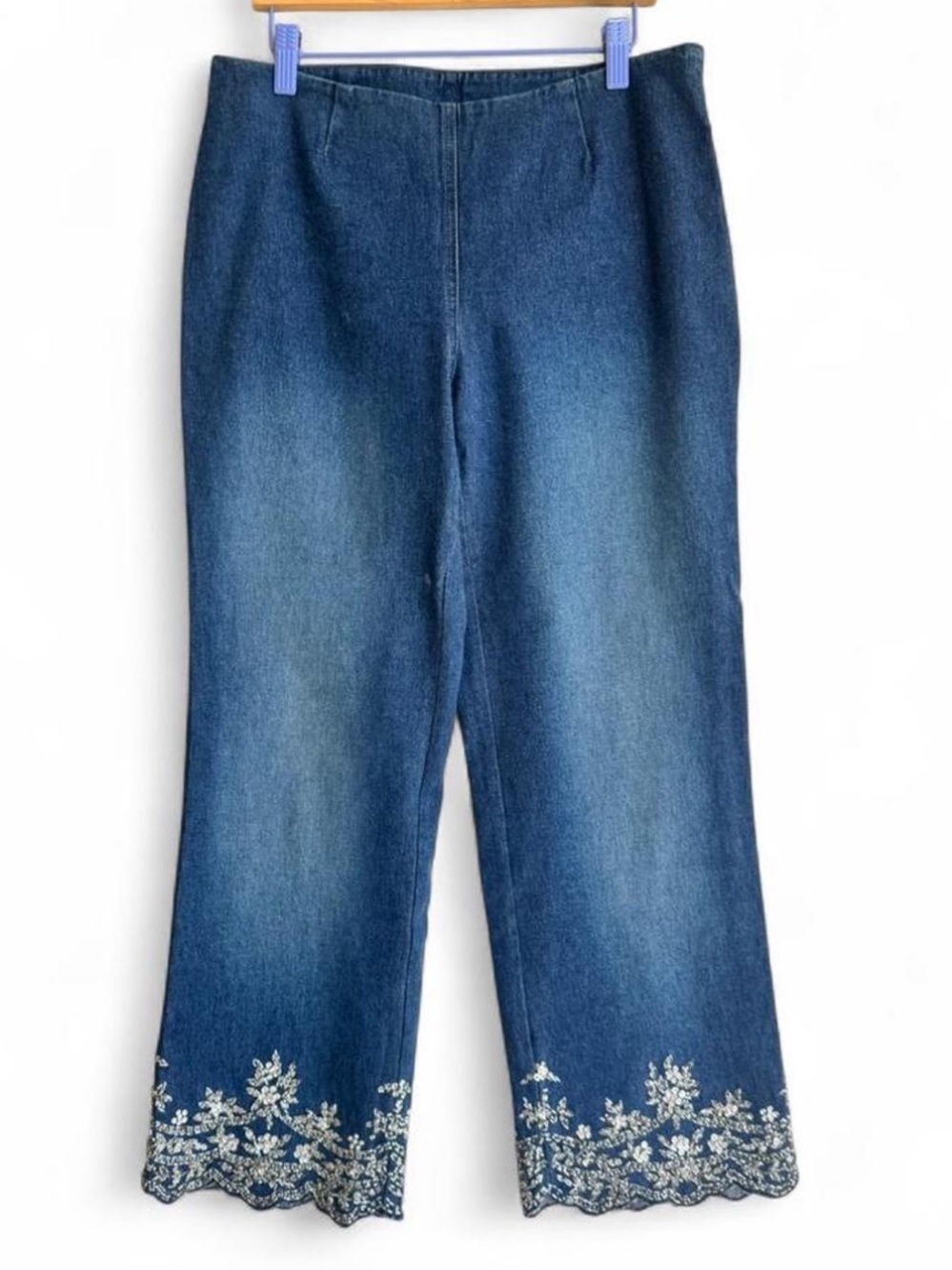 Embroidered Hem Wide-Leg Crop Women’s Jeans - Blue - Picture 2 of 6